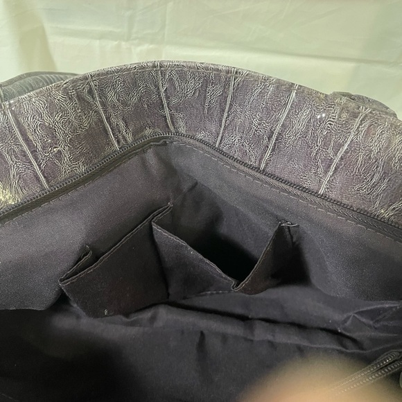 Nameless women’s purple handbag with silver accents, like new condition - Picture 7 of 8